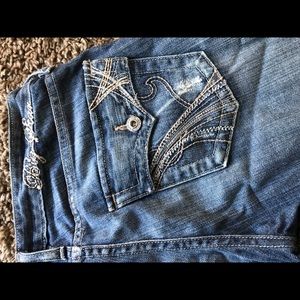 Big Star size 27 Capri jeans